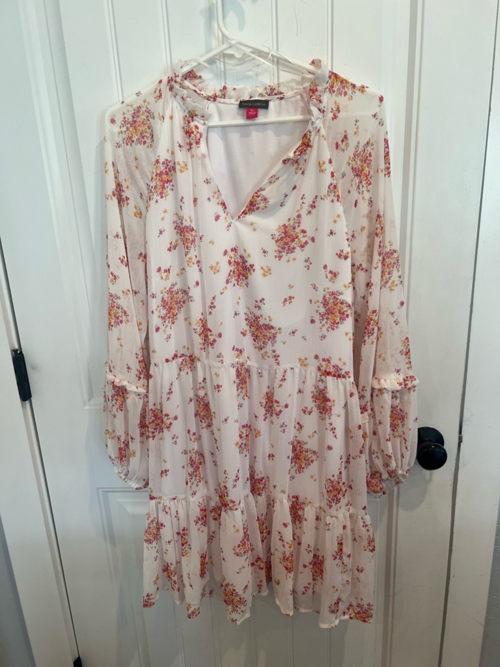 Vince Camuto White Floral Long Sleeve Tiered Dress